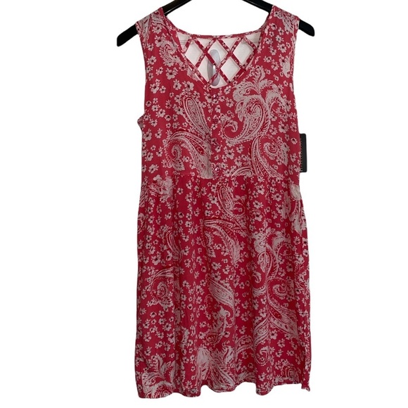Just Love Pink and White paisley sundress. New with tags. Size Medium - Picture 1 of 7